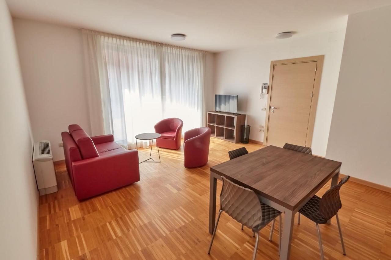 Piazza Lira Schio Residence Exteriér fotografie